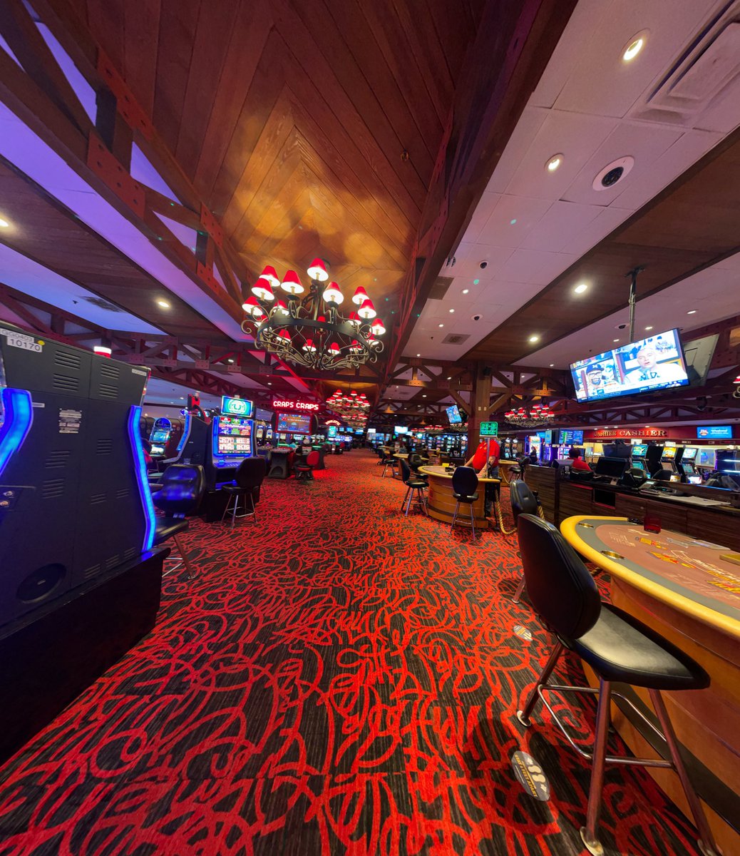 hollywood casino aurora poker room phone number